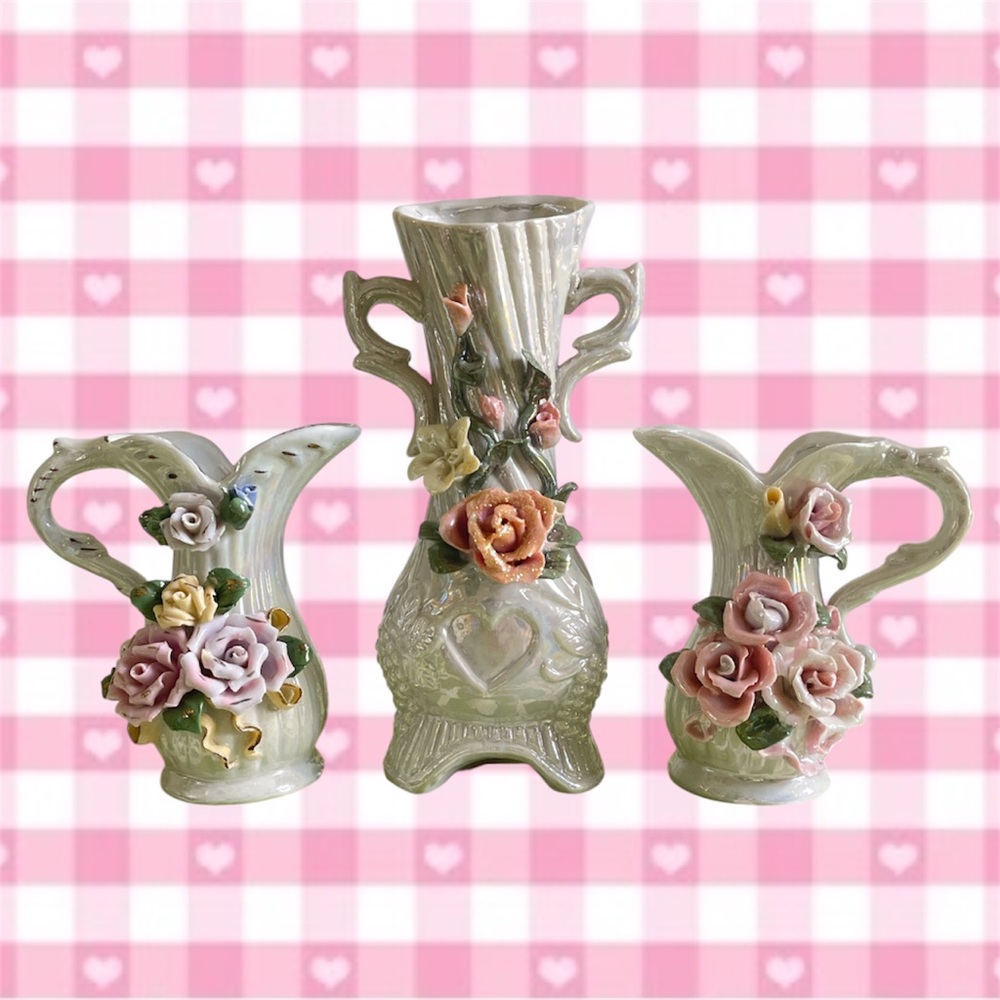 Charming Floral Vase Trio with Roses